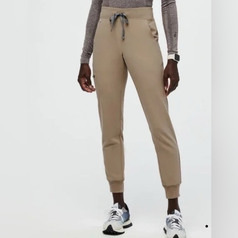 Figs Women's Khaki/Tan Jogger Scrub Pants
